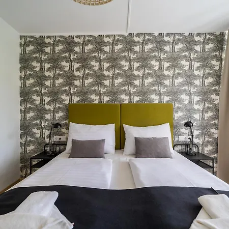 Forras Hotel