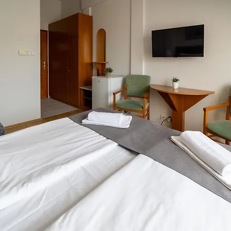 Forras Hotel