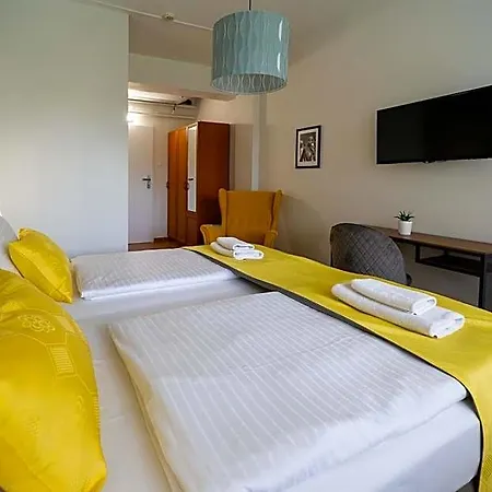 Forras Hotel