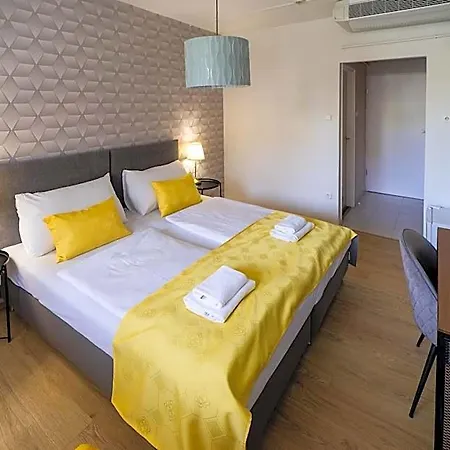 Forras Hotel 3*